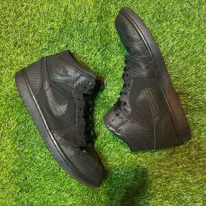 Men’s Air Jordan 1 Phat ‘Black’ - Size 10.5 - 11M - Great Condition & Clean